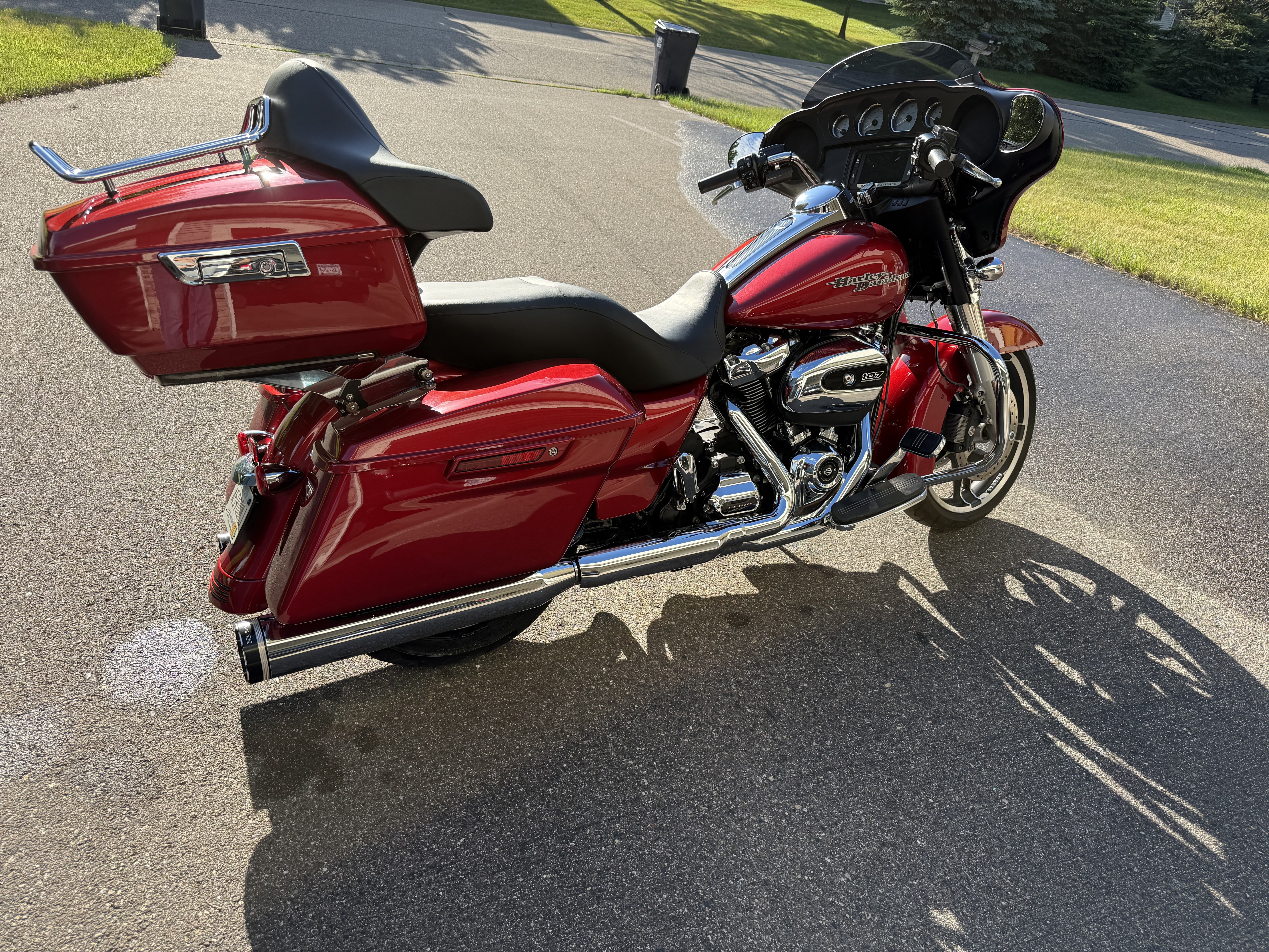 2018 Harley-Davidson STREET GLIDE BASE BASE in Elko, MN