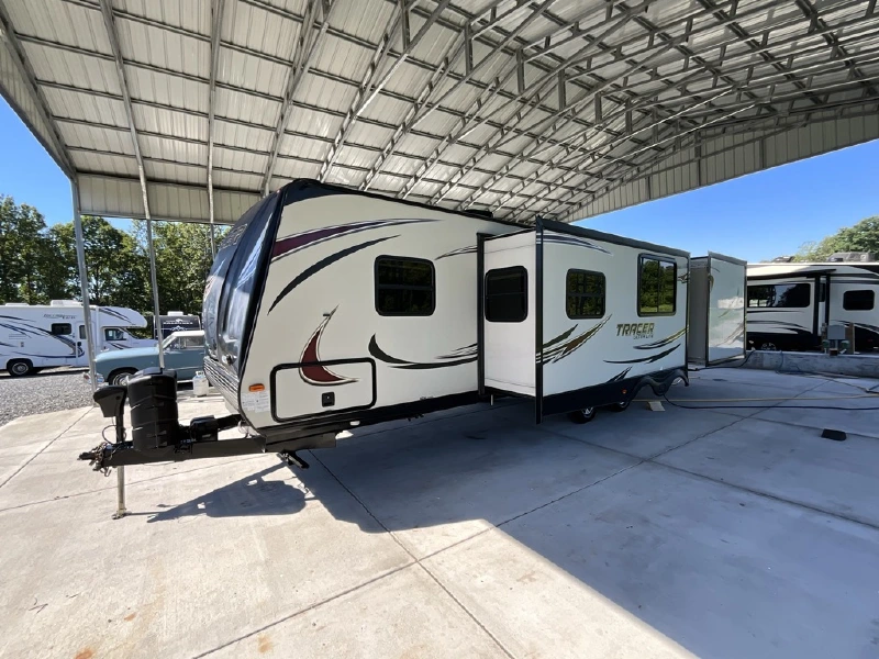 2016 FOREST RIVER TRACER ULTRA LITE EXECUTIVE 3150BHD