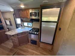 2016 FOREST RIVER TRACER ULTRA LITE EXECUTIVE 3150BHD