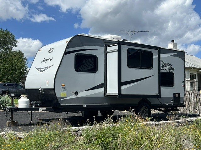 2021 Jayco JAY FLIGHT SLX 184BS in boerne TX