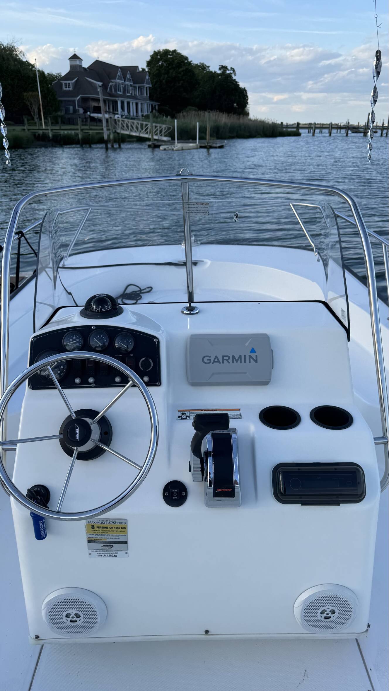 A photo of this 2007 Boston Whaler 190 Montauk