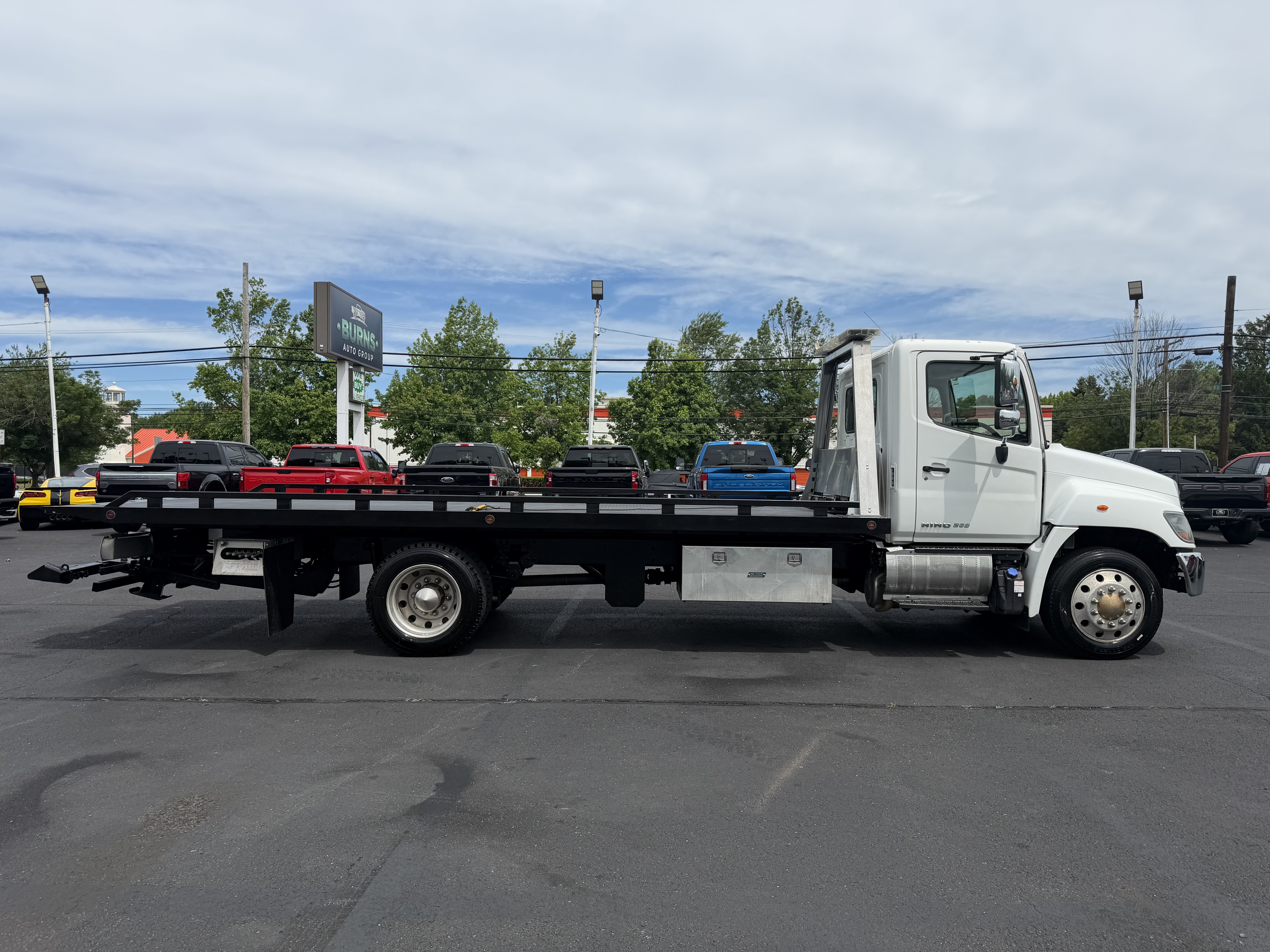 2018 HINO 258/268 in Fairless Hills, PA