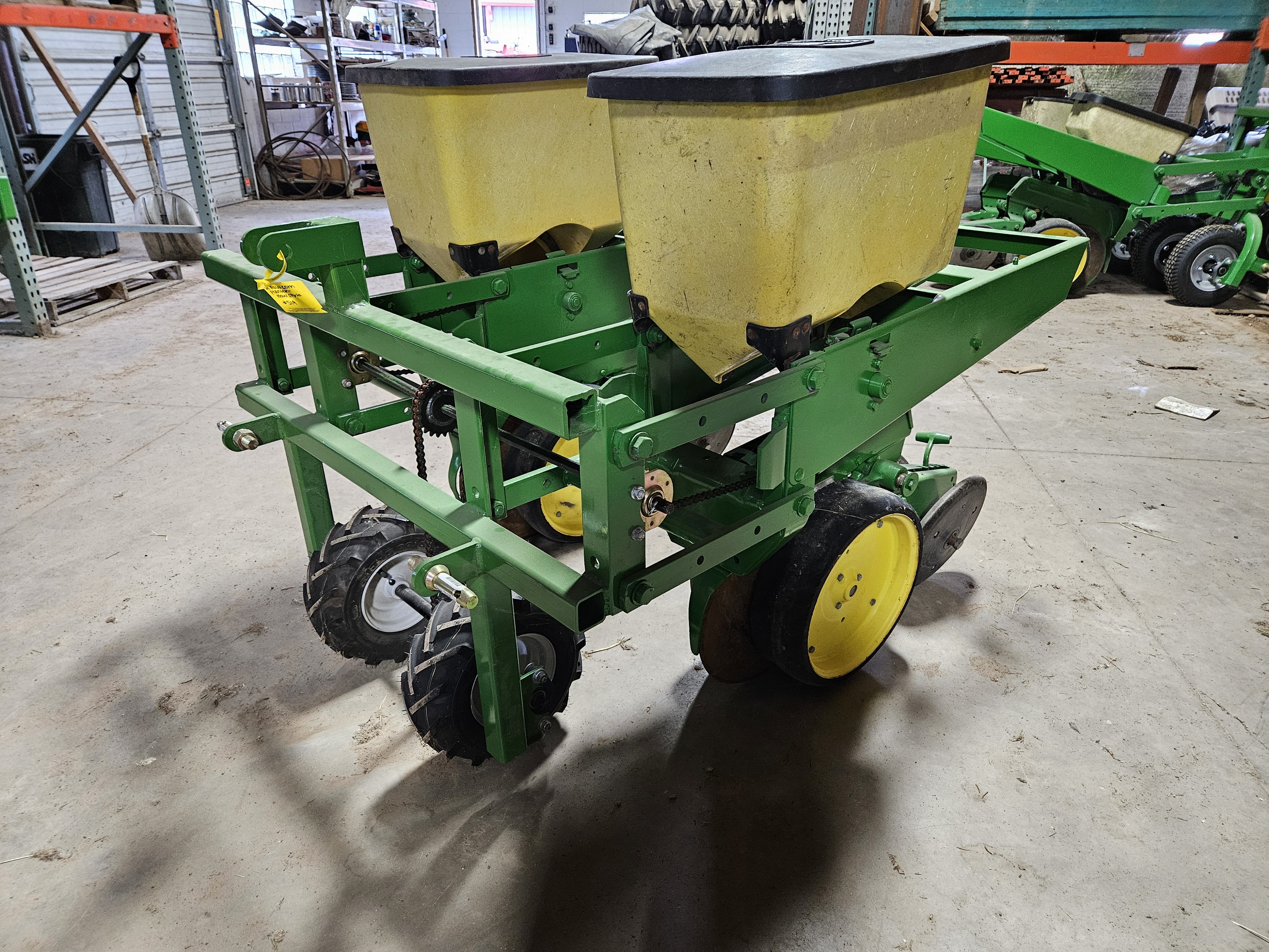 JOHN DEERE 7000 in Rice Lake, WI