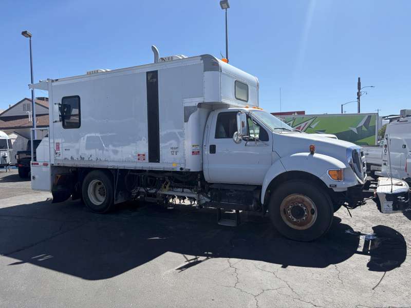 2013 FORD F750 in Boise, ID