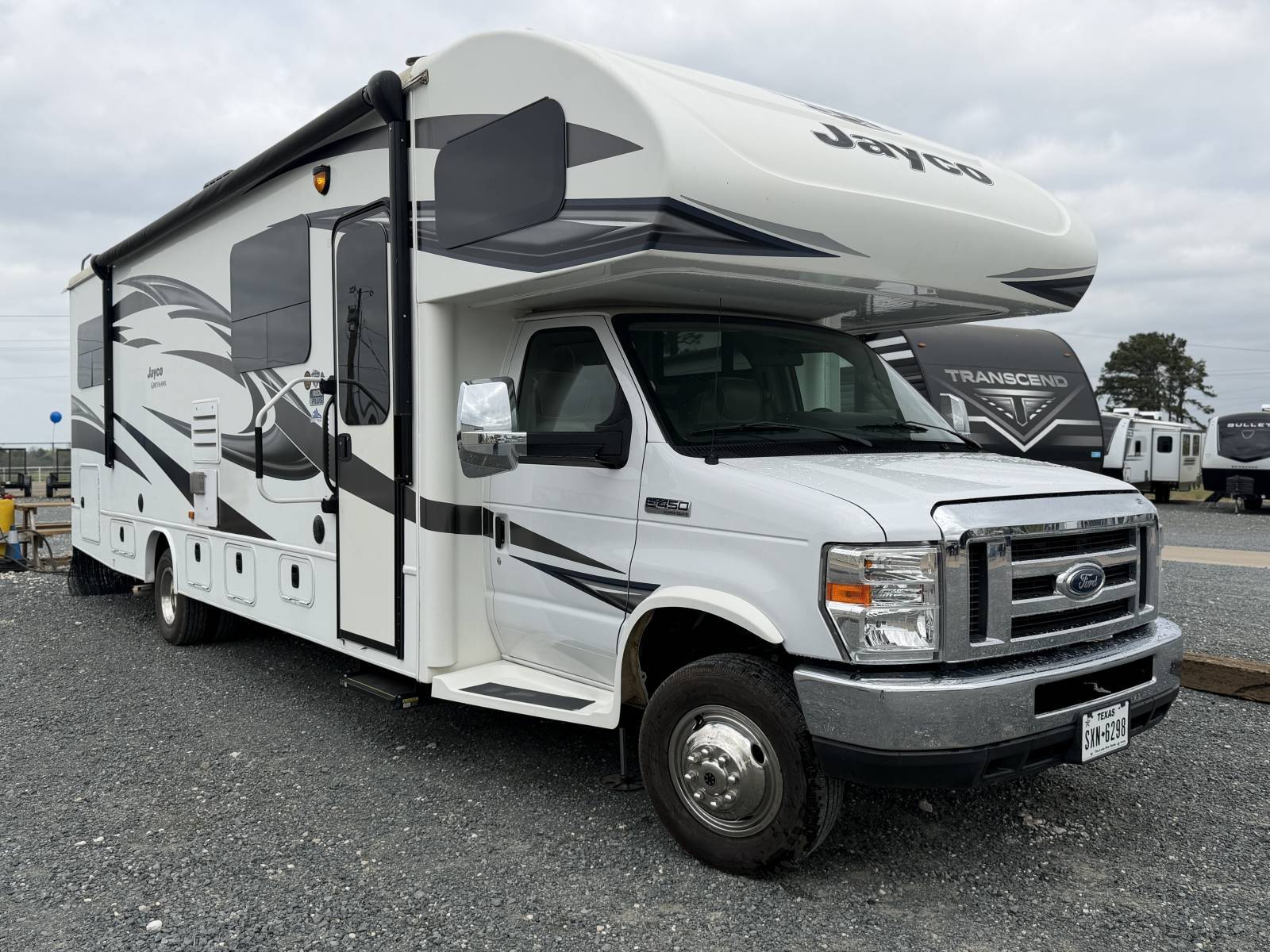 2019 Jayco Greyhawk 31F in van buren AR