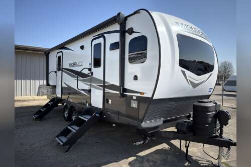 2024 Forest River Flagstaff Micro Lite 25FKBS in van buren AR