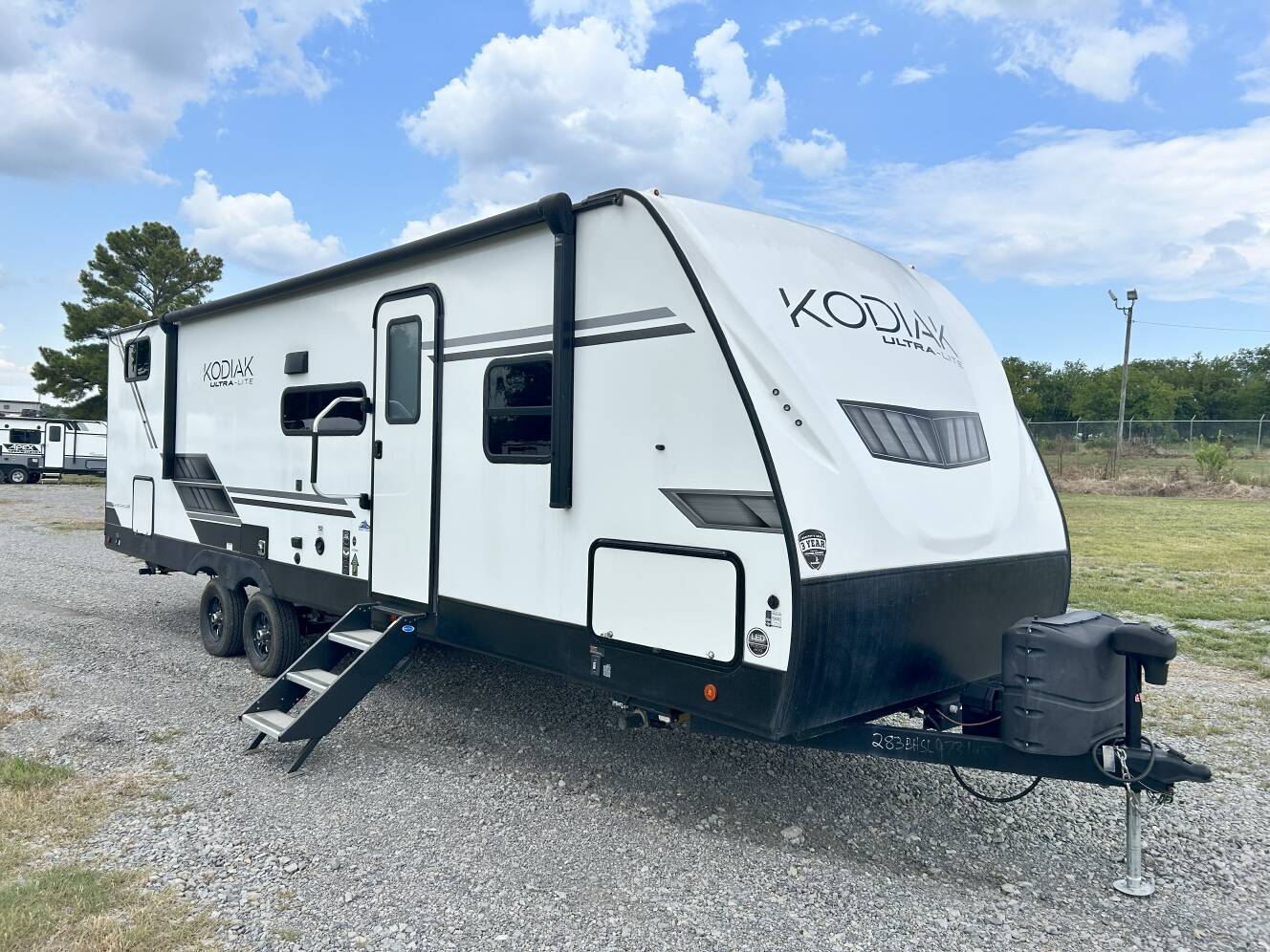 A photo of this 2022 Dutchmen KODIAK ULTRA LITE 283BHSL