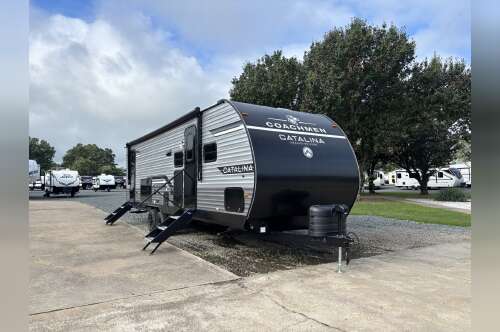 2027 Coachmen Catalina Legacy Edition 273DBHCK in texarkana TX