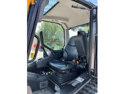 2025 JCB 270T
