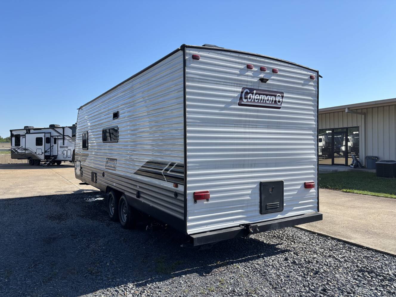 A photo of this 2024 Dutchmen Coleman Lantern LT 274BH