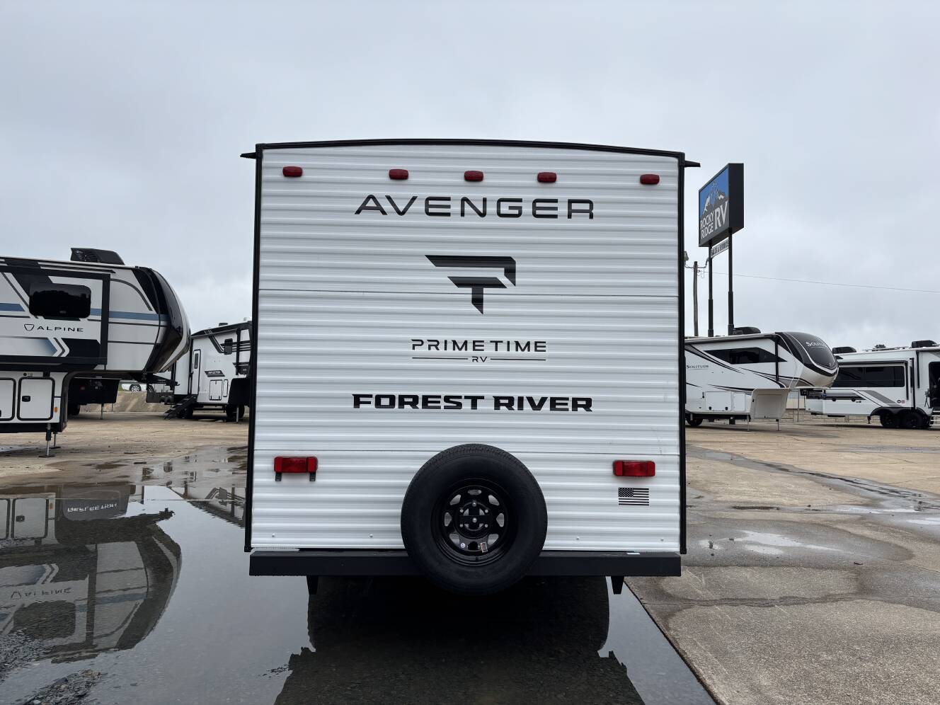 A photo of this 2026 Prime Time Avenger LT 16RBX