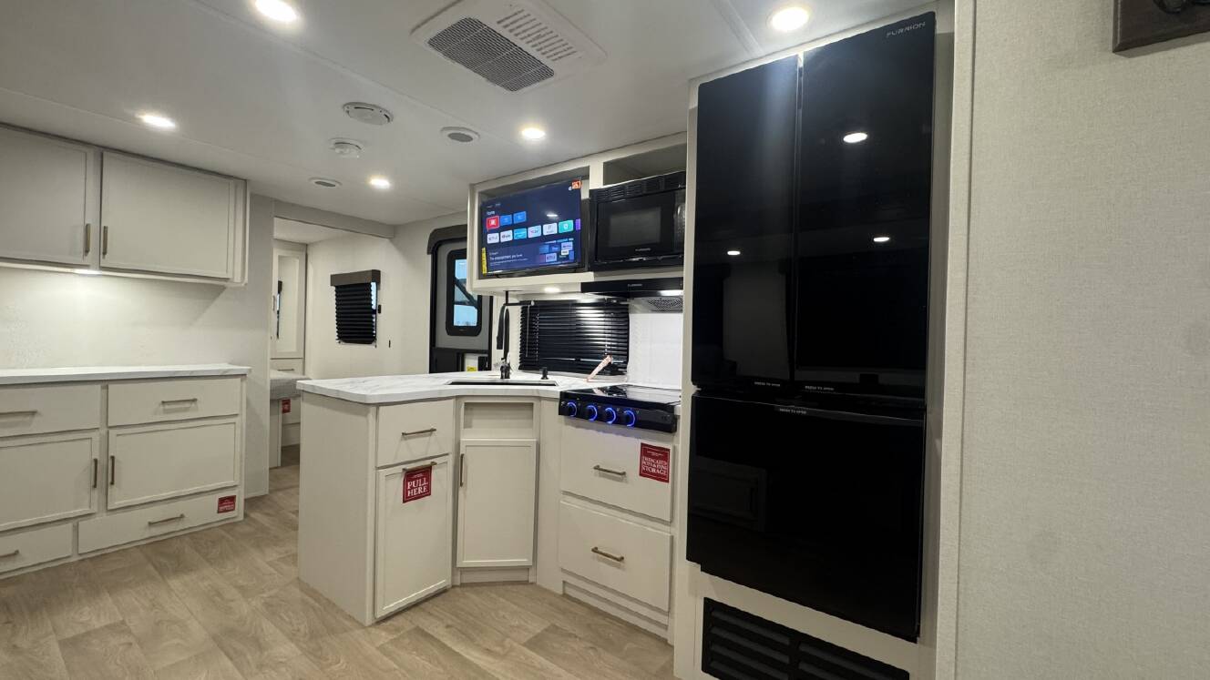 A photo of this 2026 Grand Design TRANSCEND 325BHT