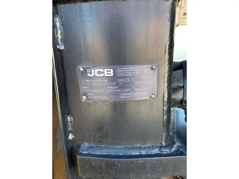 2023 JCB 85Z-2