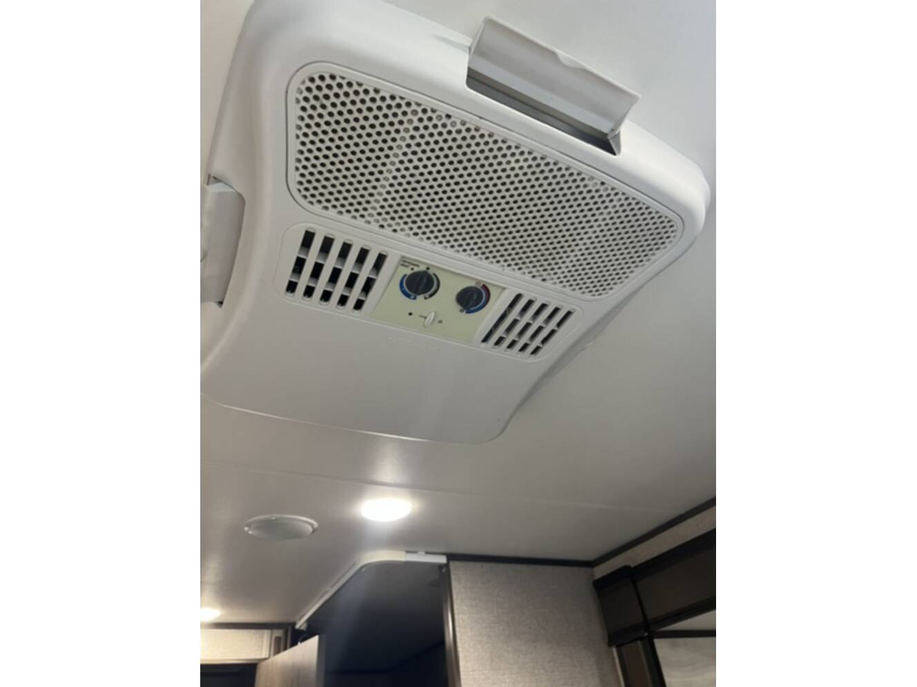 A photo of this 2021 Jayco JAY FLIGHT SLX 184BS