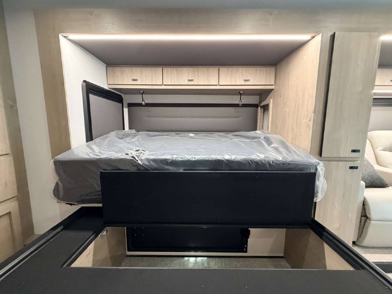 A photo of this 2026 Grand Design Lineage Series M 25FW