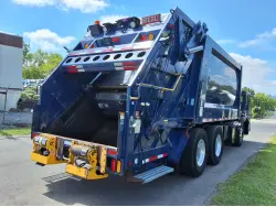 2017 CRANE CARRIER LET2 CC