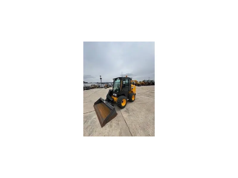 2025 JCB 300