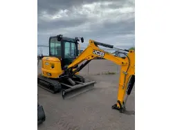 2024 JCB 35Z-1
