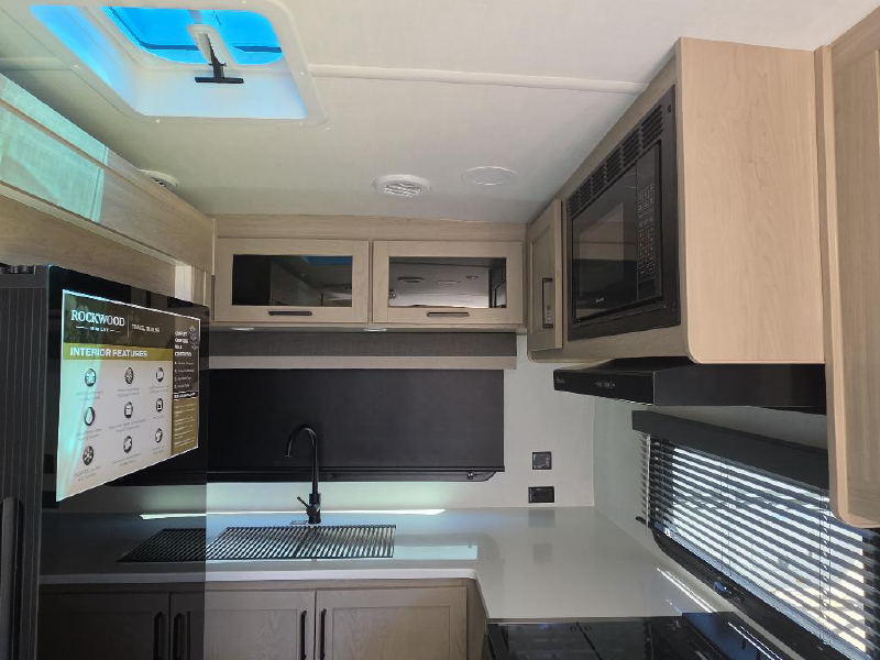 2026 FOREST RIVER ROCKWOOD MINI LITE 2523MBR