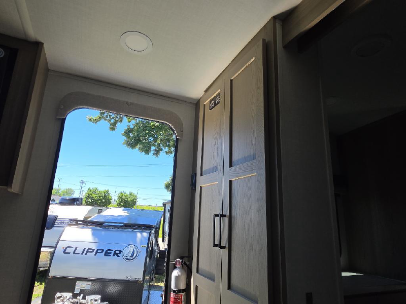 2026 FOREST RIVER ROCKWOOD MINI LITE 2523MBR