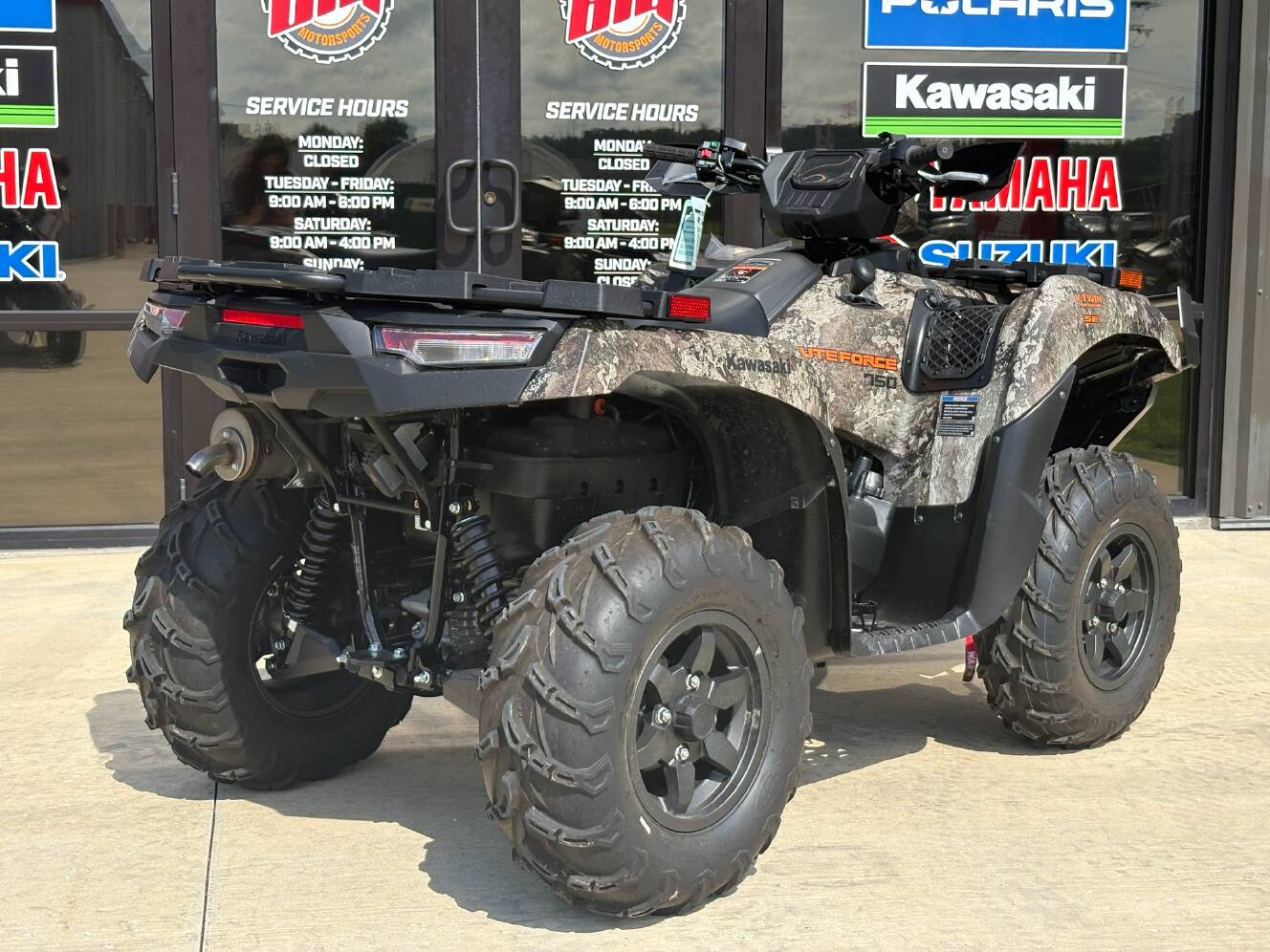 A photo of this 2026 Kawasaki Brute Force® 750 SE EPS Camo