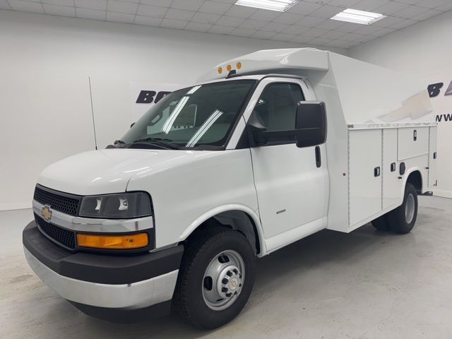 2026 CHEVROLET Express 3500 in Louisville, KY