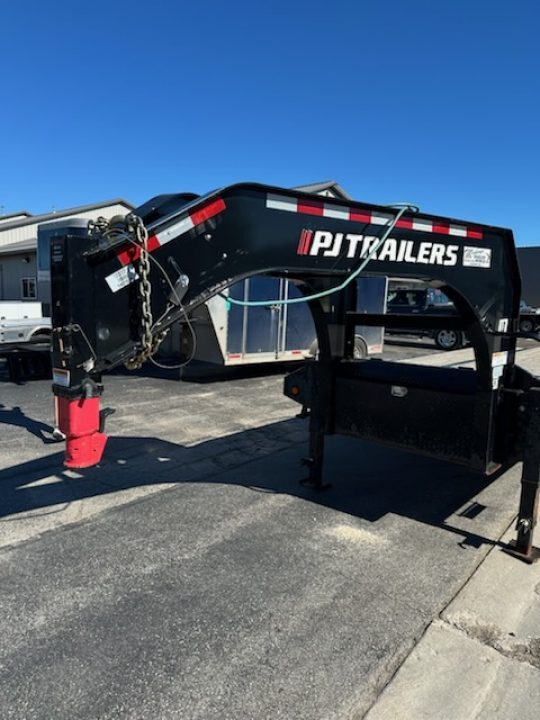 2024 PJ Trailers LD322 in Hilbert, WI