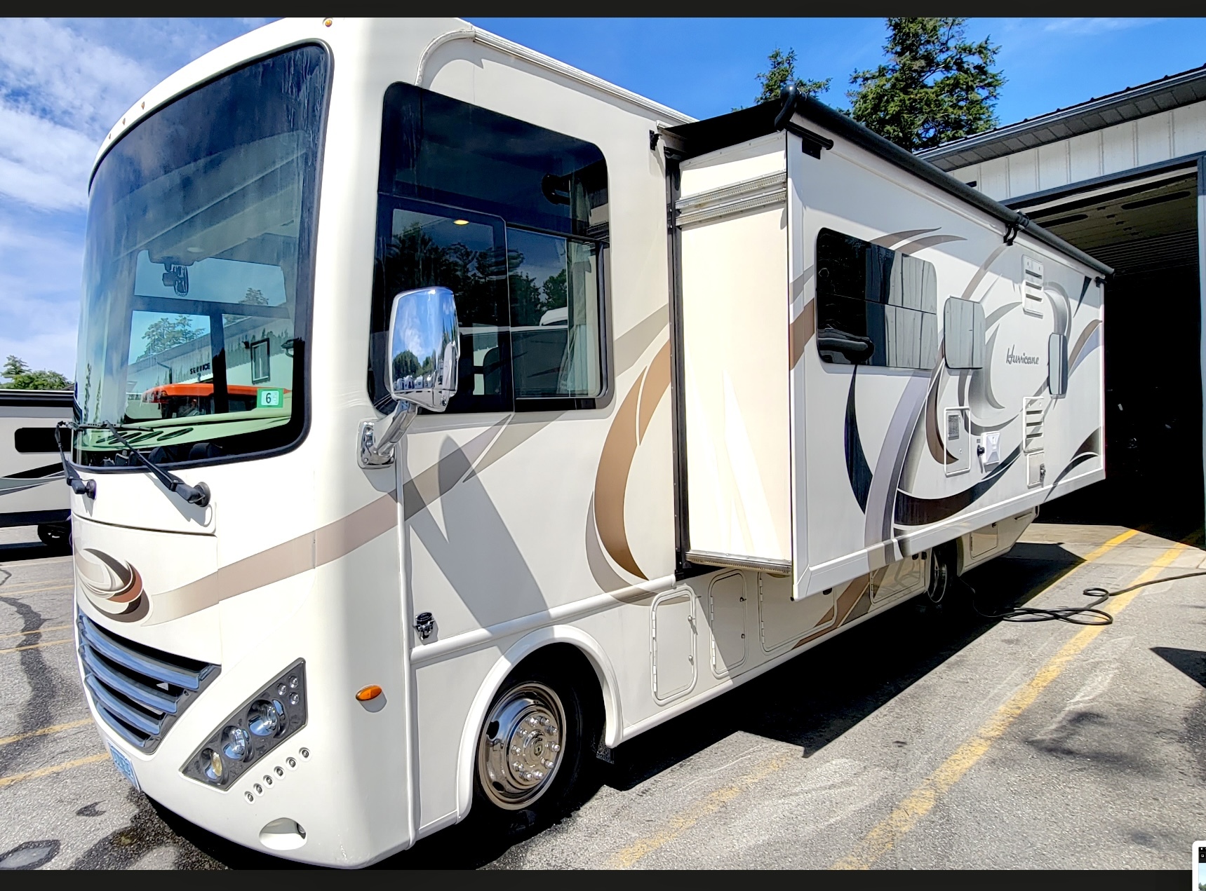 2018 Thor Motor Coach HURRICANE 29M in manchester NH