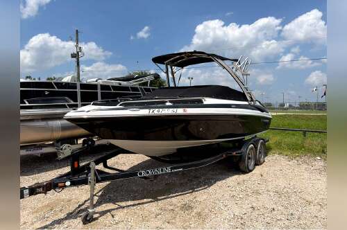 2011 Crownline 21SS in willis TX