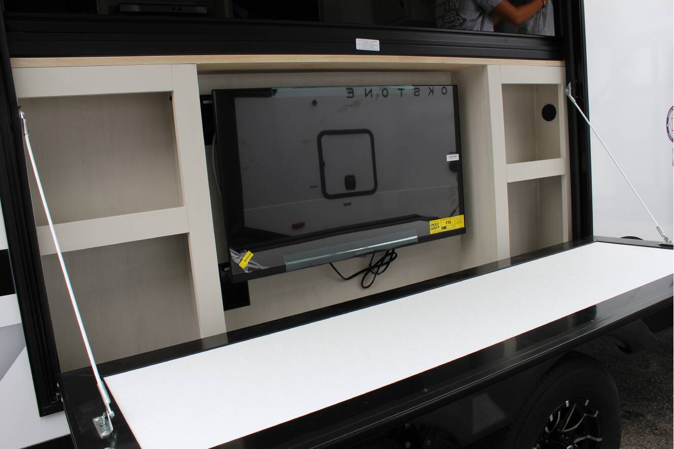 A photo of this 2027 Coachmen CHAPARRAL LITE 27BAR