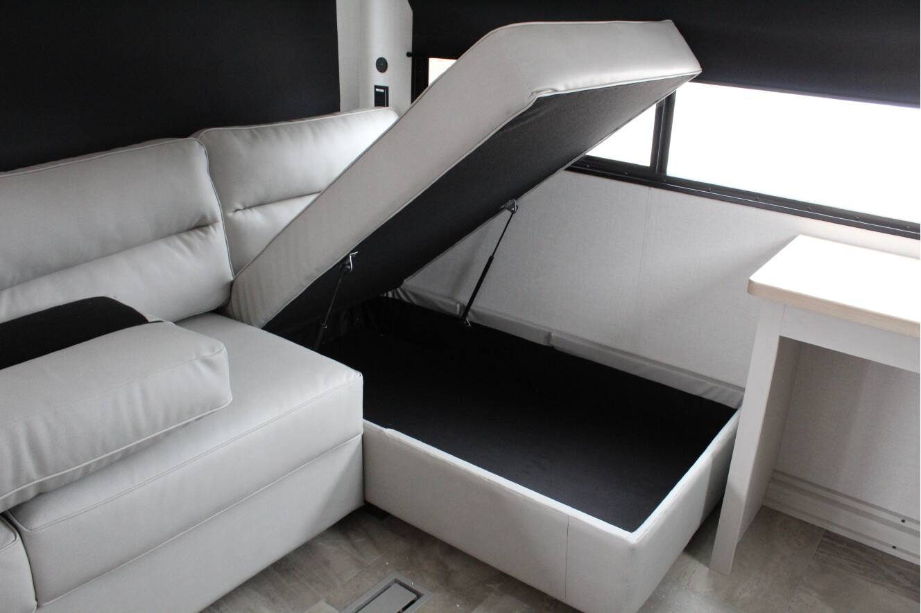 A photo of this 2027 Coachmen CHAPARRAL LITE 27BAR