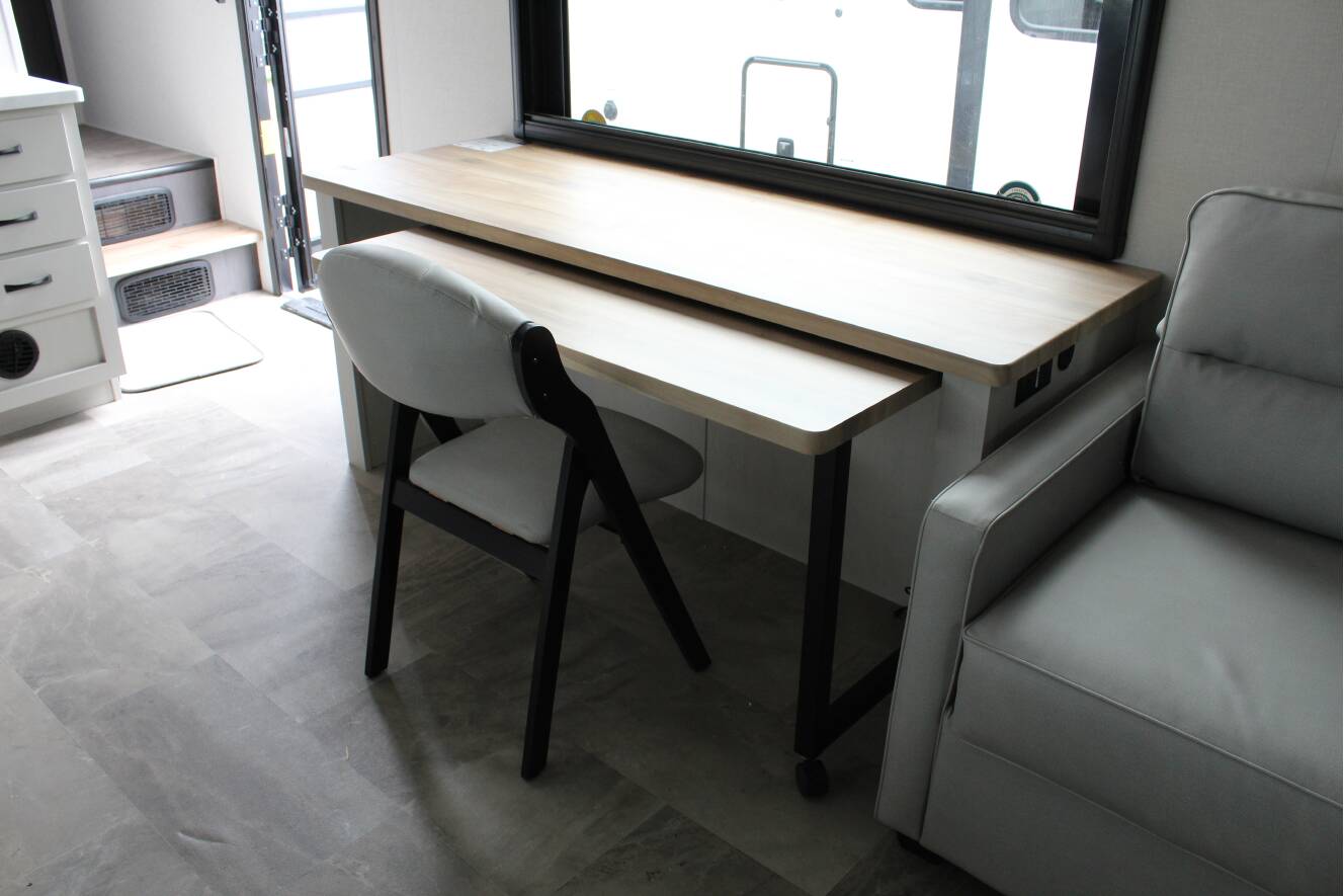 A photo of this 2027 Coachmen CHAPARRAL LITE 27BAR