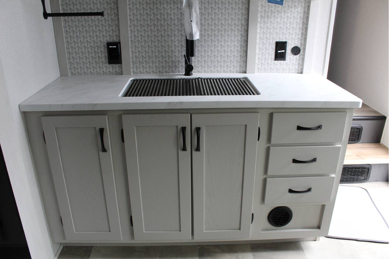 A photo of this 2027 Coachmen CHAPARRAL LITE 27BAR