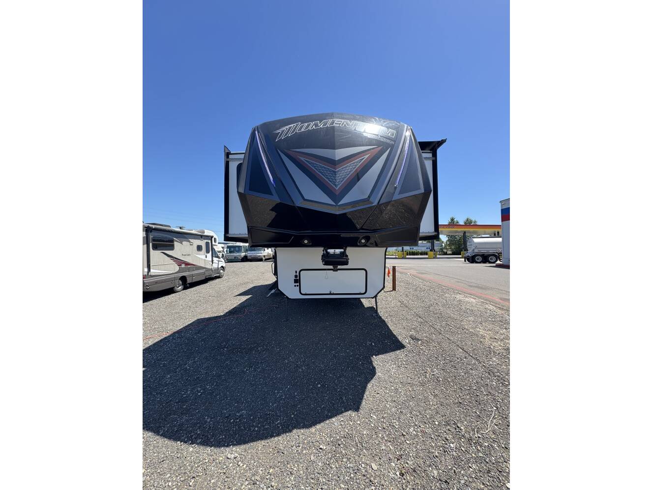 A photo of this 2018 Grand Design MOMENTUM 376TH