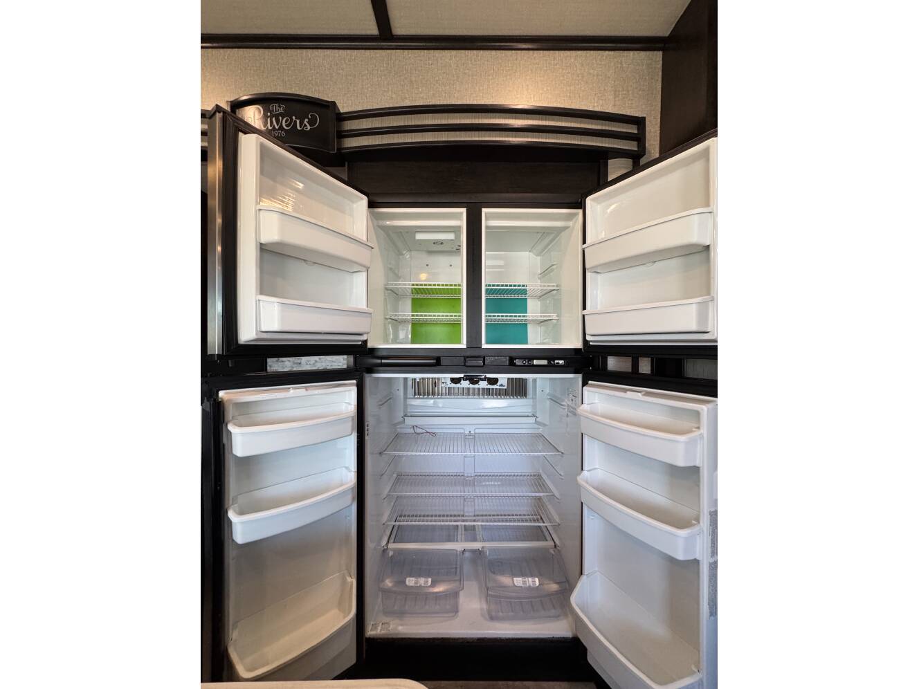 A photo of this 2018 Grand Design MOMENTUM 376TH