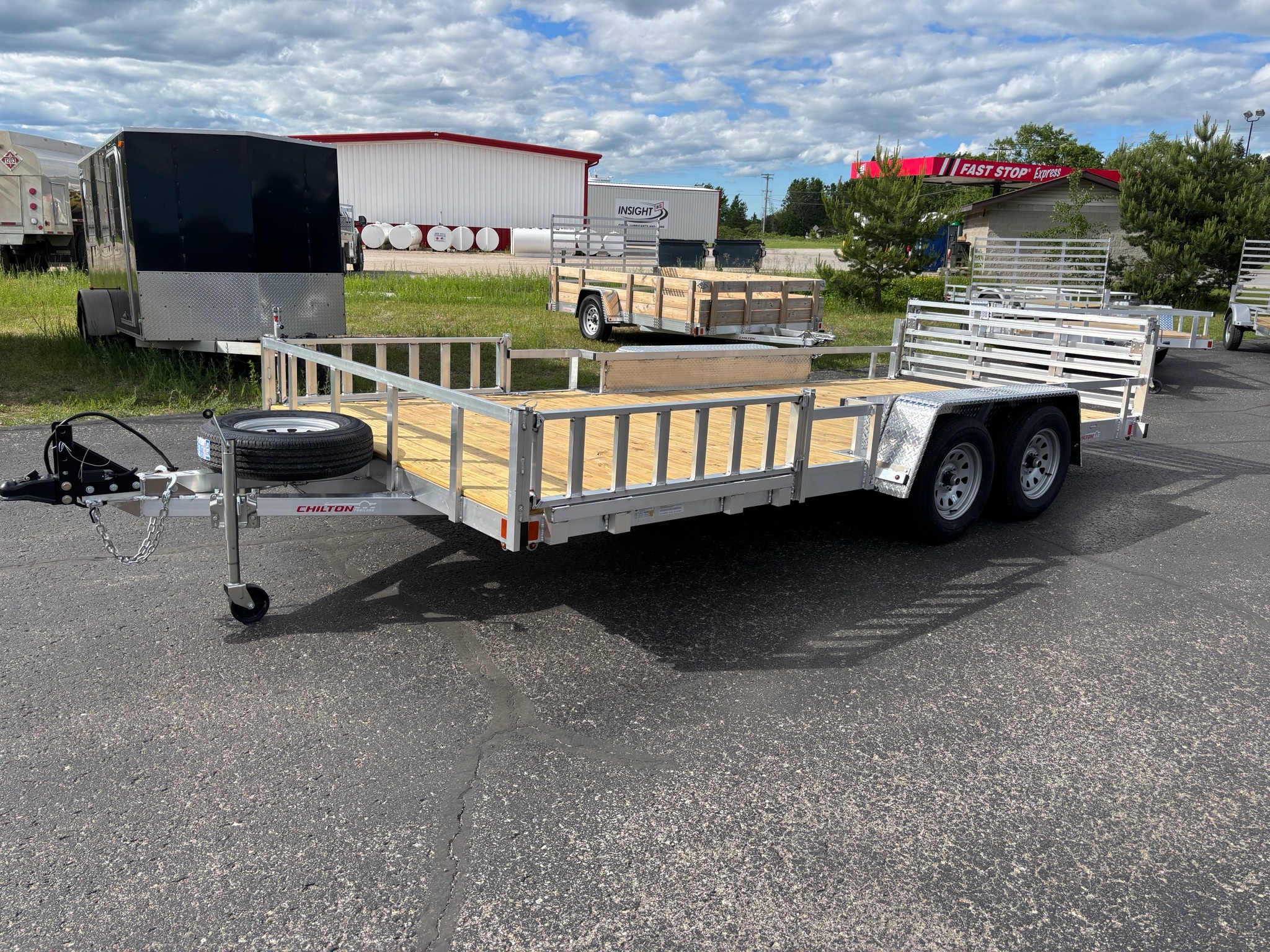 2026 Chilton UT8250-17BSRAR in Escanaba, MI