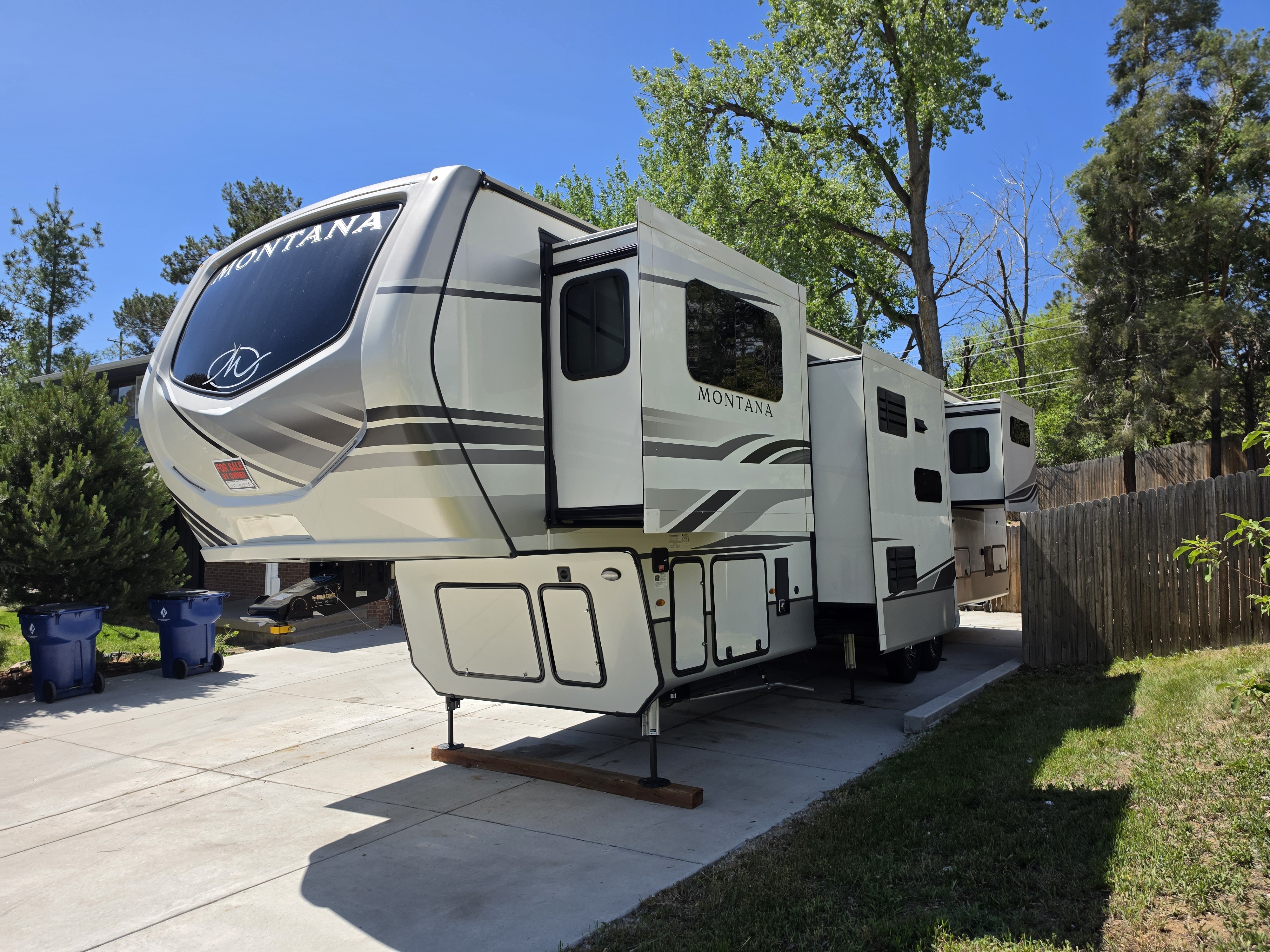 2022 Keystone MONTANA HIGH COUNTRY 376FL RV