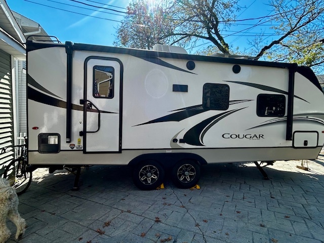 2022 Keystone COUGAR HALF-TON 22RBS RV