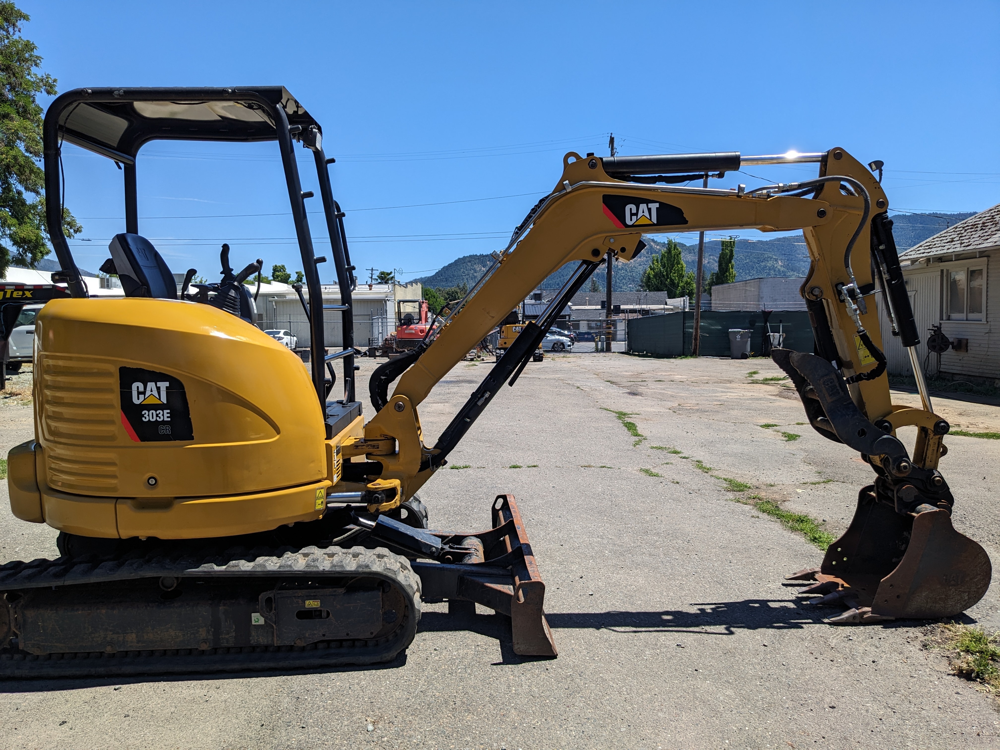 2018 CATERPILLAR 303E CR in Grants Pass, OR