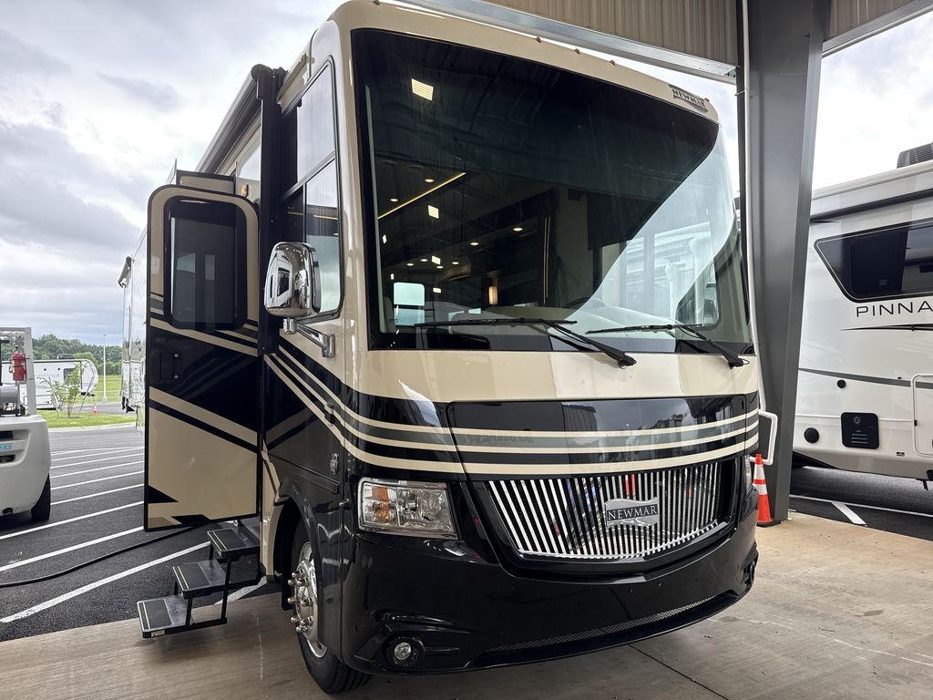 2019 Newmar Canyon Star 3722 in franklin KY