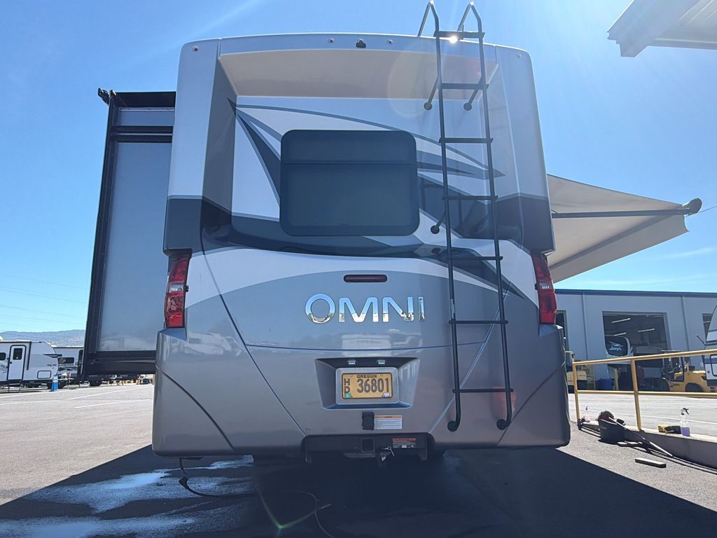 2021 Thor Motor Coach Omni RB34 in medford OR
