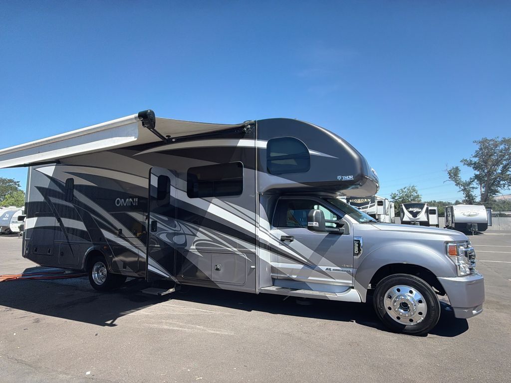 2021 Thor Motor Coach Omni RB34 in medford OR