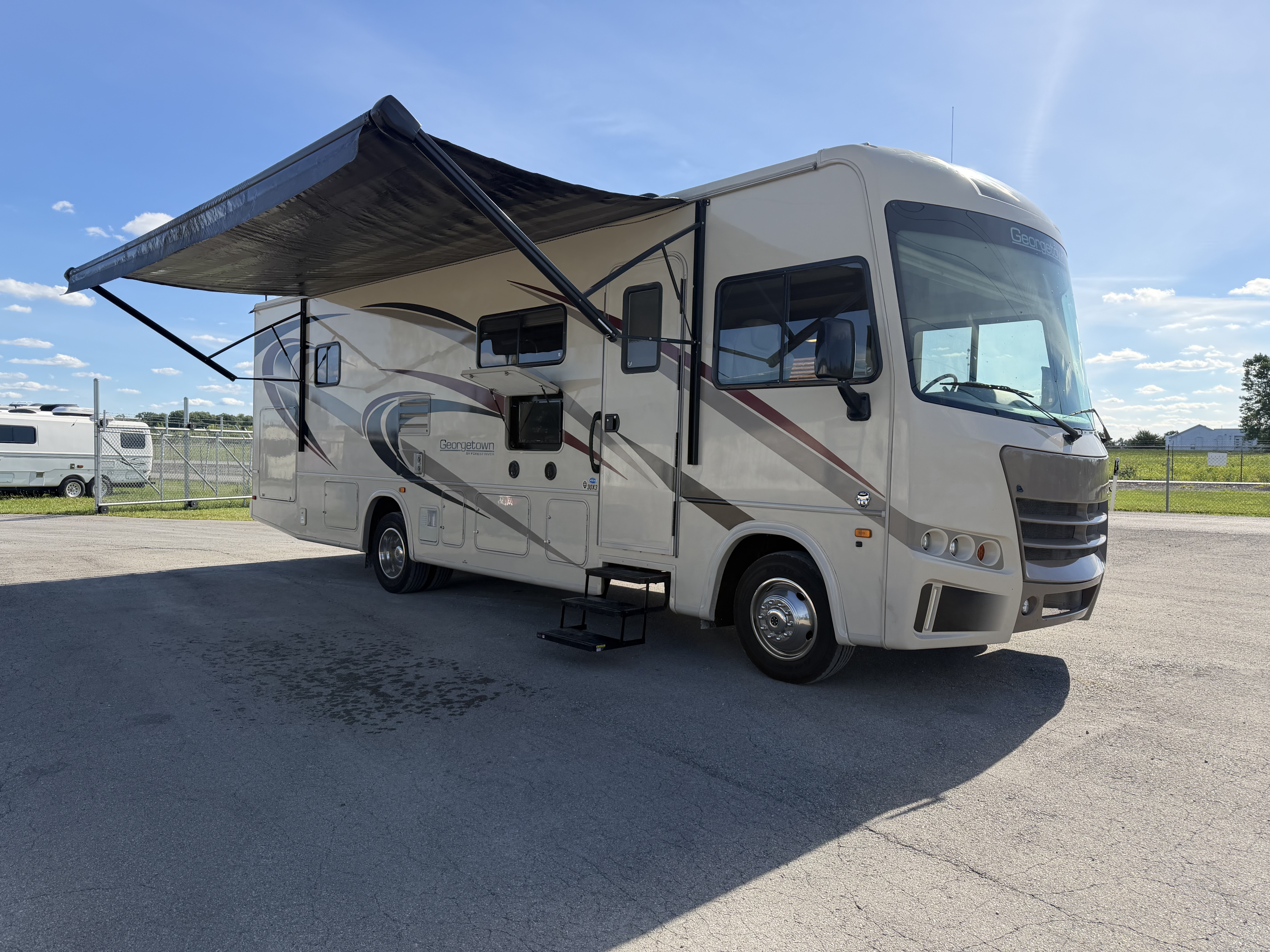 2018 Forest River GEORGETOWN 3 SERIES 30X3 RV