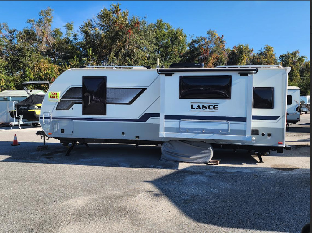 2024 Lance Travel Trailer 2285 in hernando FL