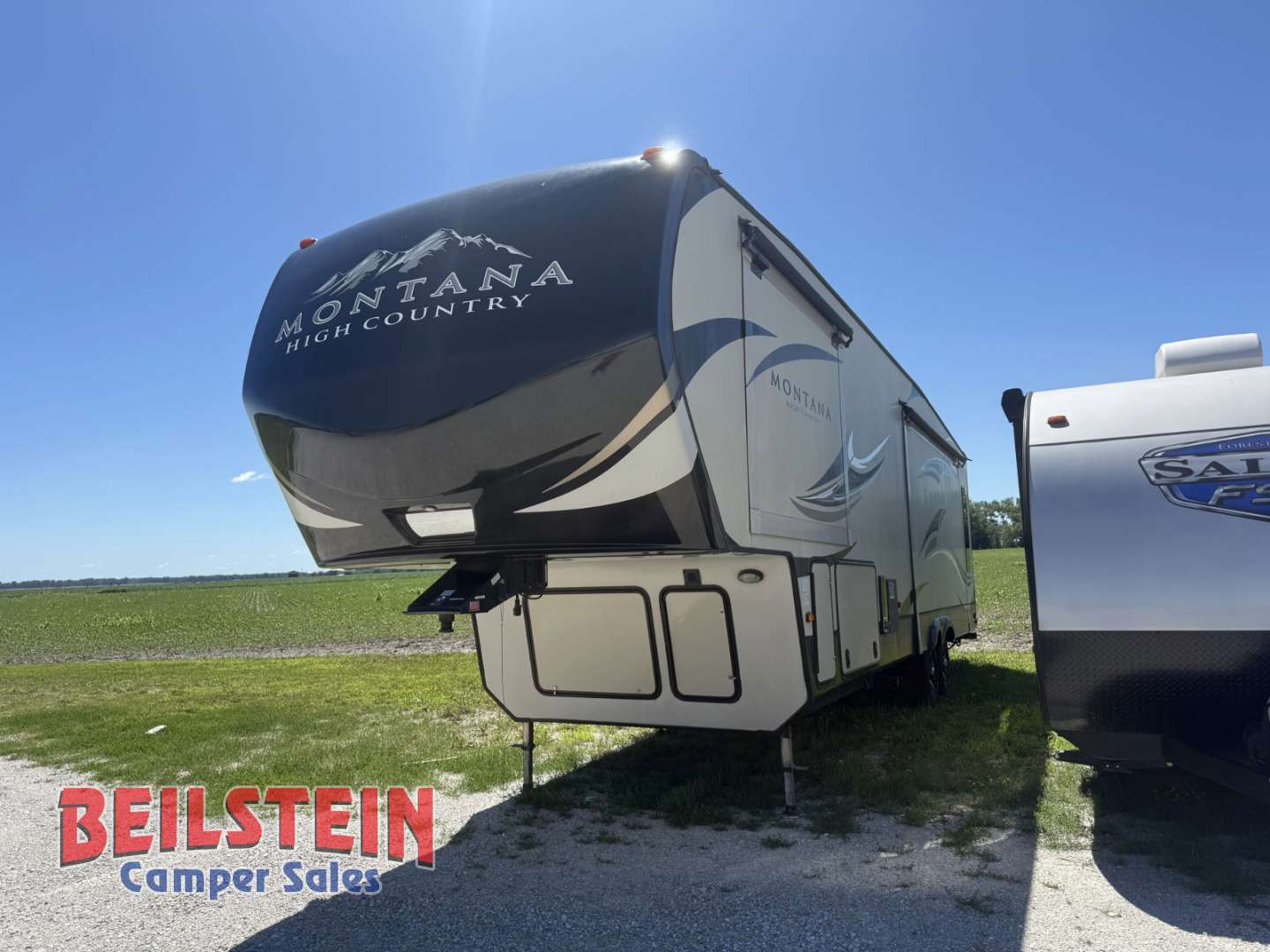 2018 Keystone Montana High Country 353RL in la grange MO