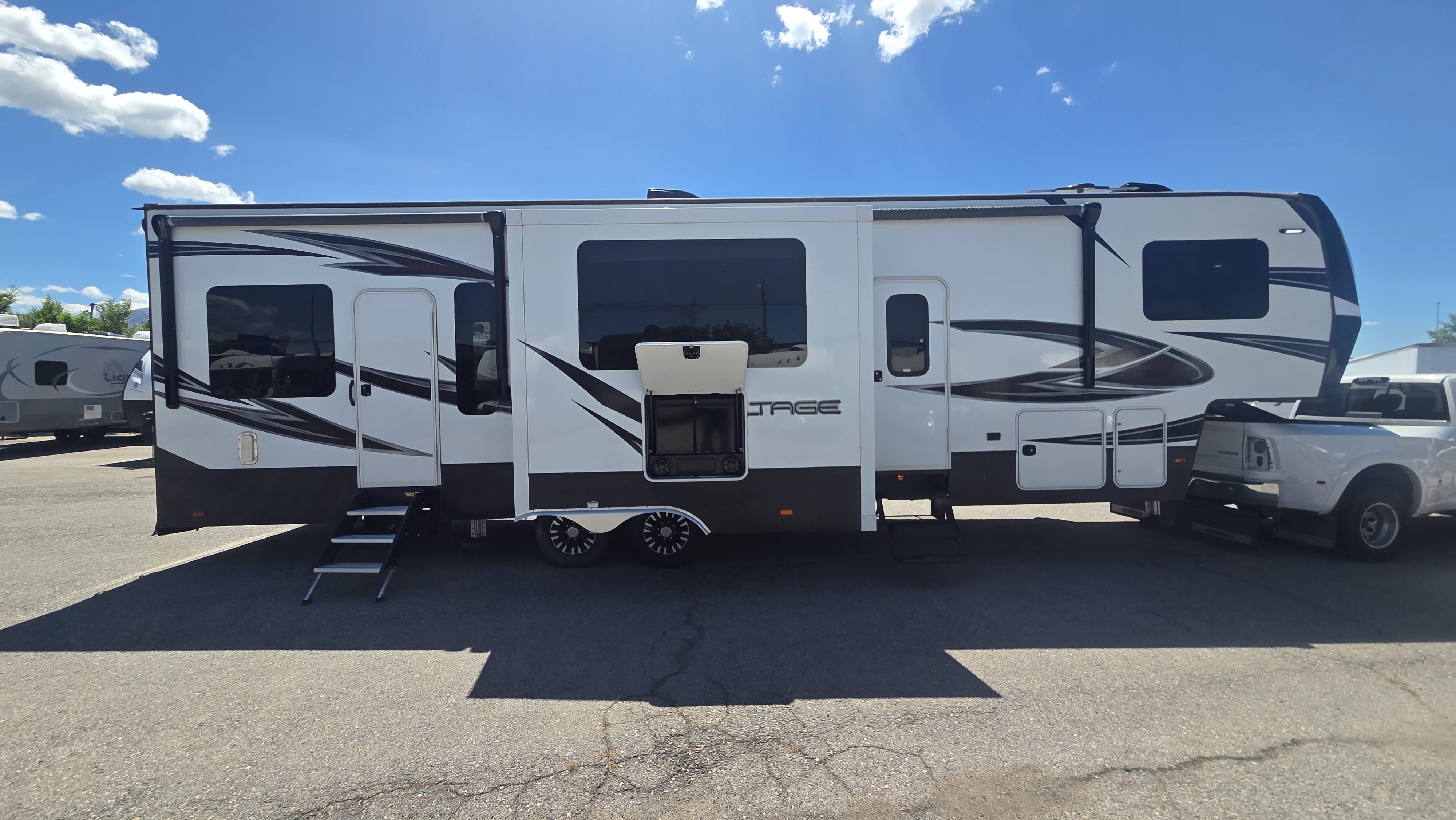 2017 Dutchmen Voltage 3605 in salt lake city UT