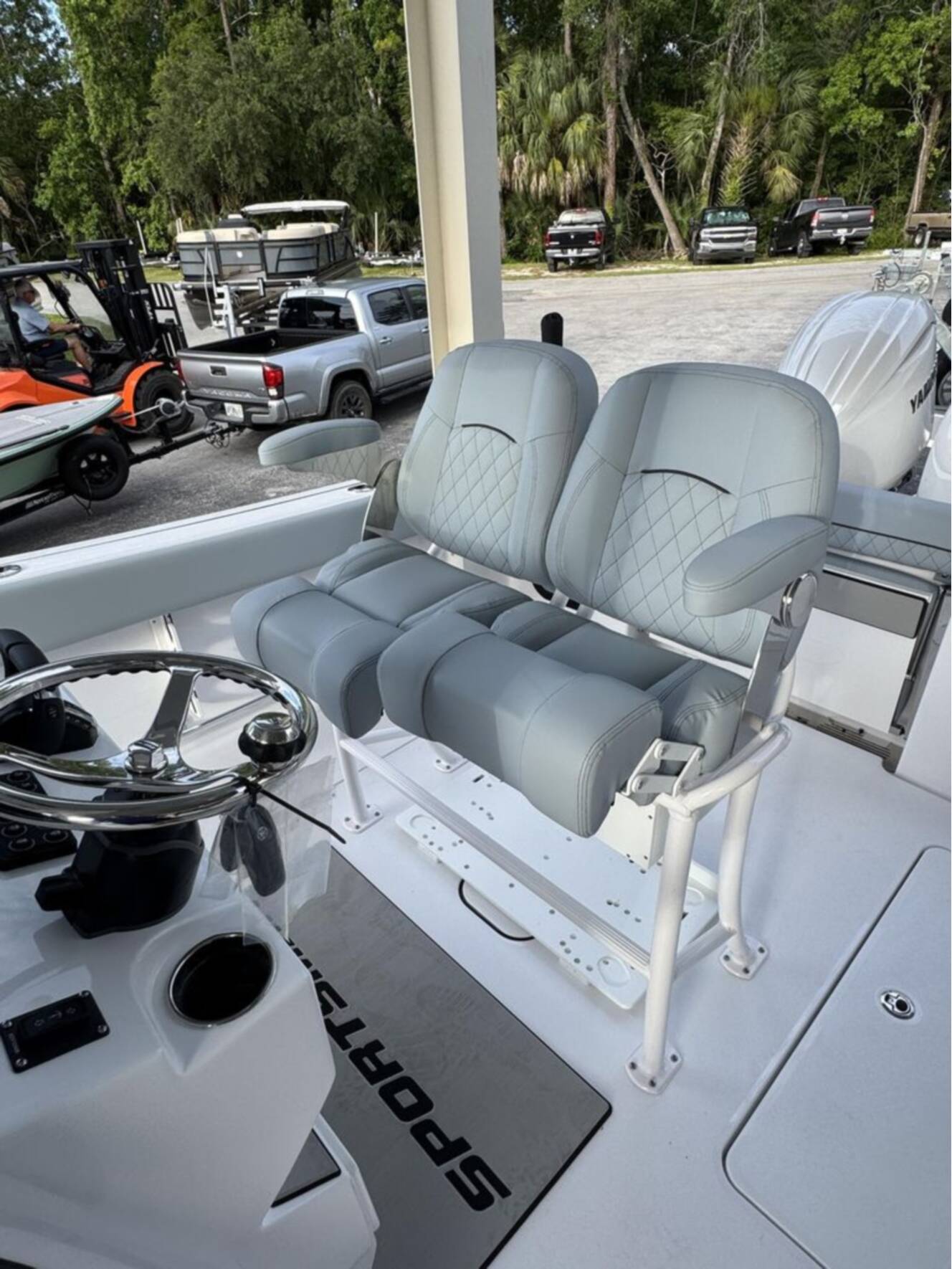 A photo of this 2026 Sportsman Open 252 Center Console