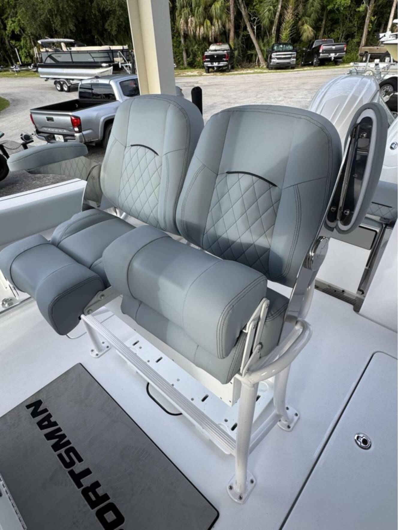 A photo of this 2026 Sportsman Open 252 Center Console