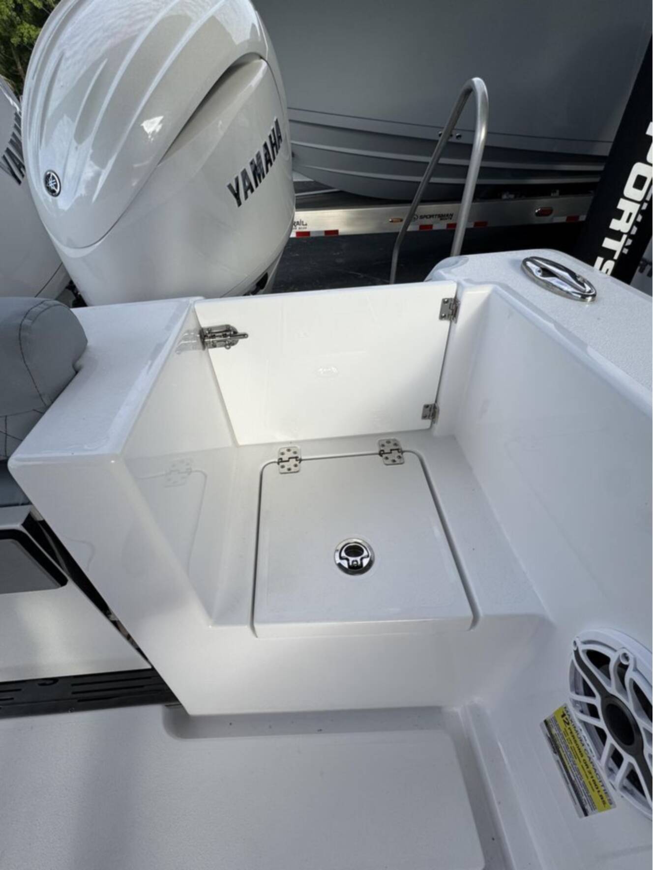 A photo of this 2026 Sportsman Open 252 Center Console