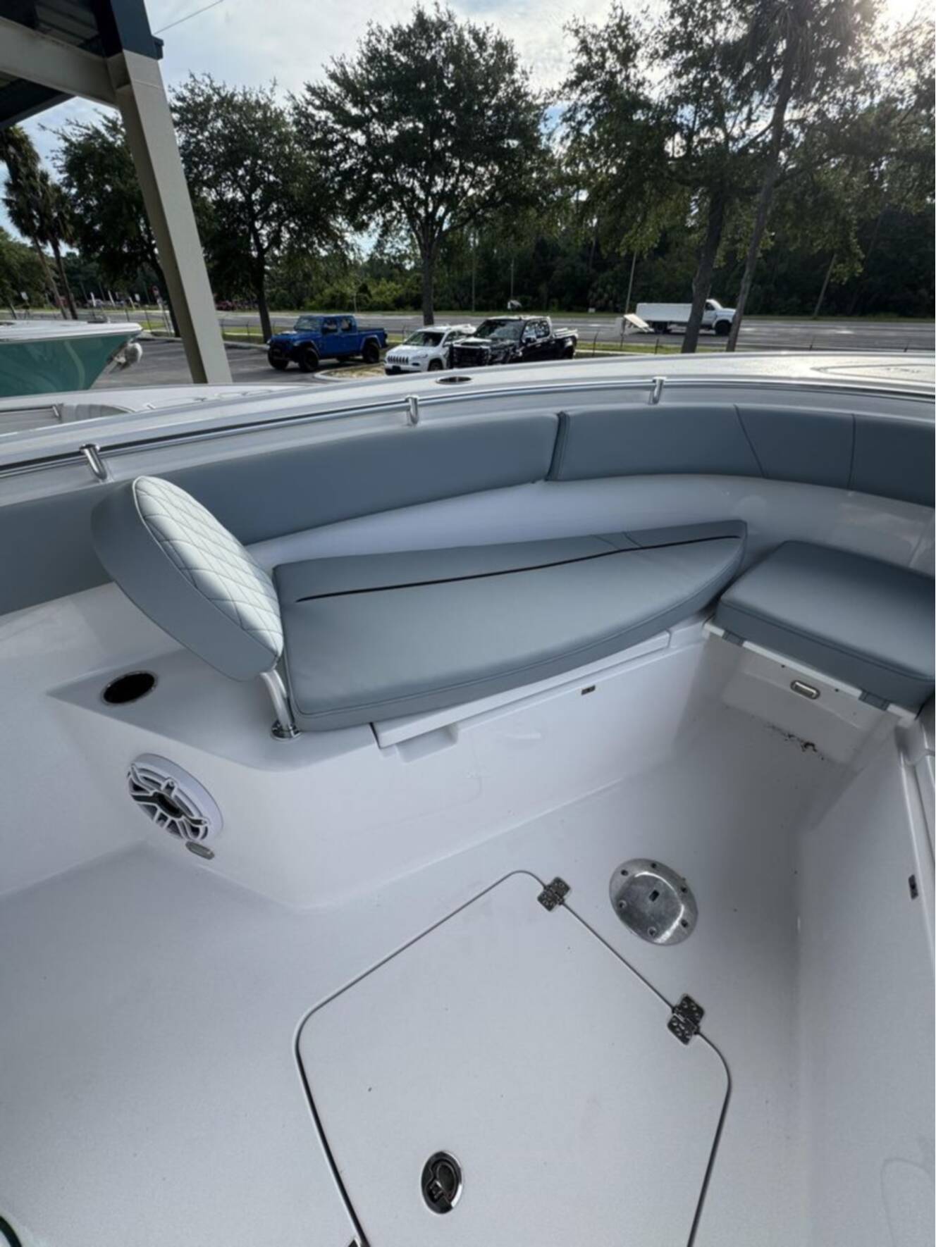 A photo of this 2026 Sportsman Open 252 Center Console